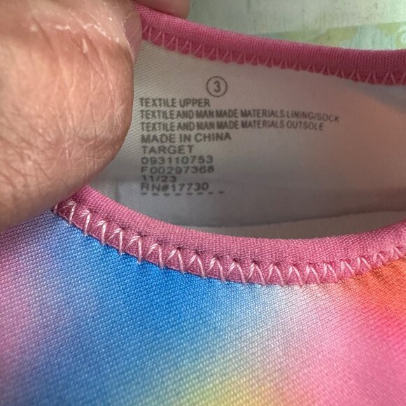 Cat & Jack Kids Size 3 Tie-Dye Slip-On Shoes Textile Upper Lightweight & Comfort - Picture 4 of 8